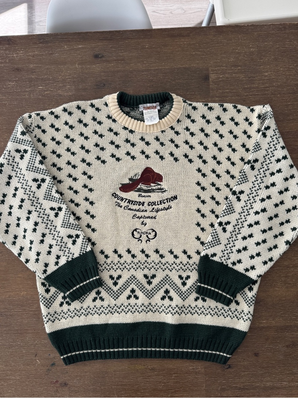 VTG Tundra Fair Isle Crewneck Beaver Sweater in Cream & Dark Green